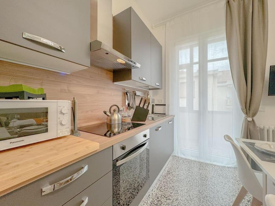 Luxury Suite Spiagge 100Mt - Porto 5' - Wifi Albisola Superiore Esterno foto